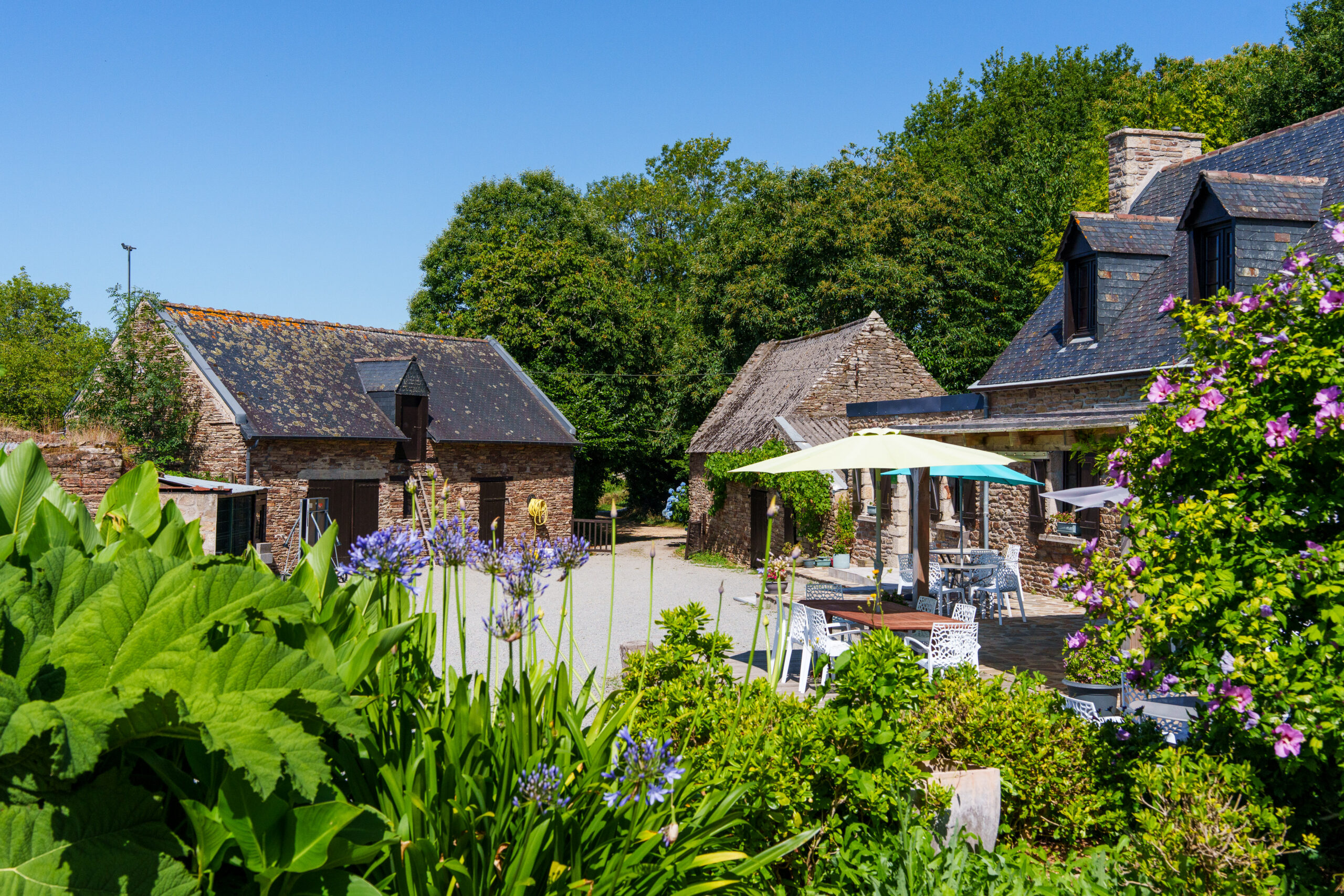 Place du village SLG7888